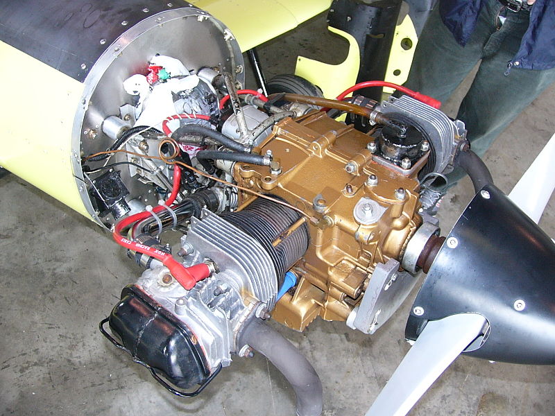 Volkswagen air-cooled engine on a Hummelbird