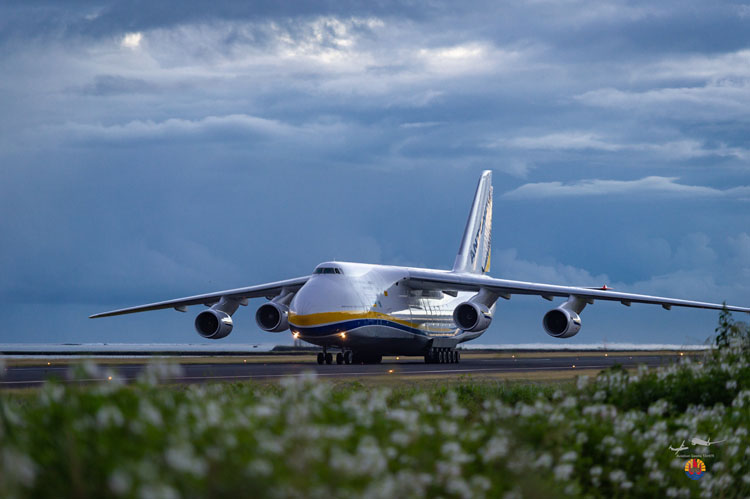 Antonov An-124