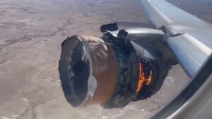 Boeing 777-200 with engine on fire