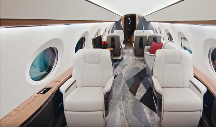 Comparison Between Two Top Private Jets Gulfstream G700 And Bombardier 