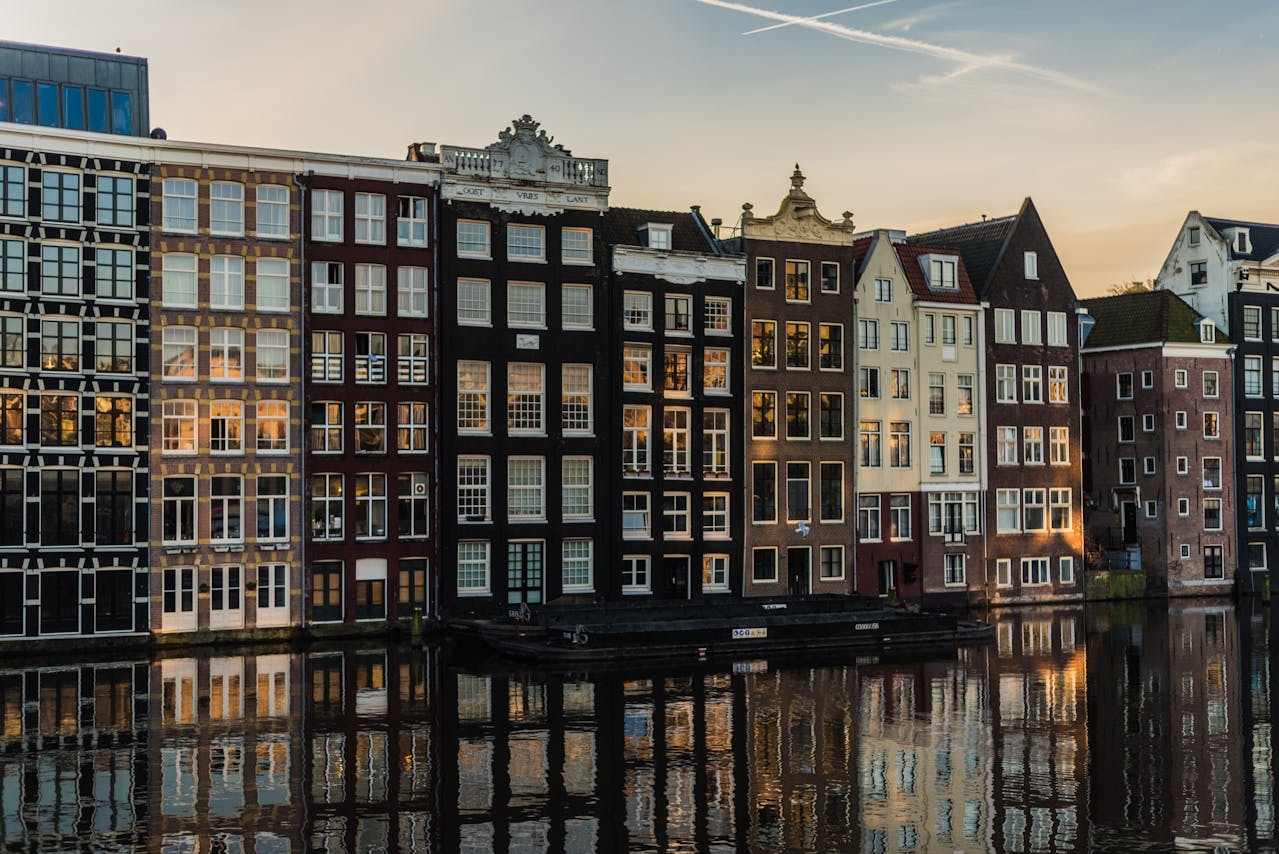 private jets Amsterdam Schiphol