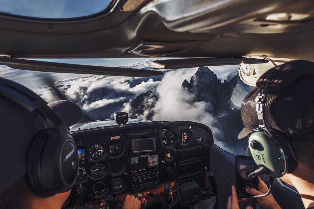 Private jet cabin pressure