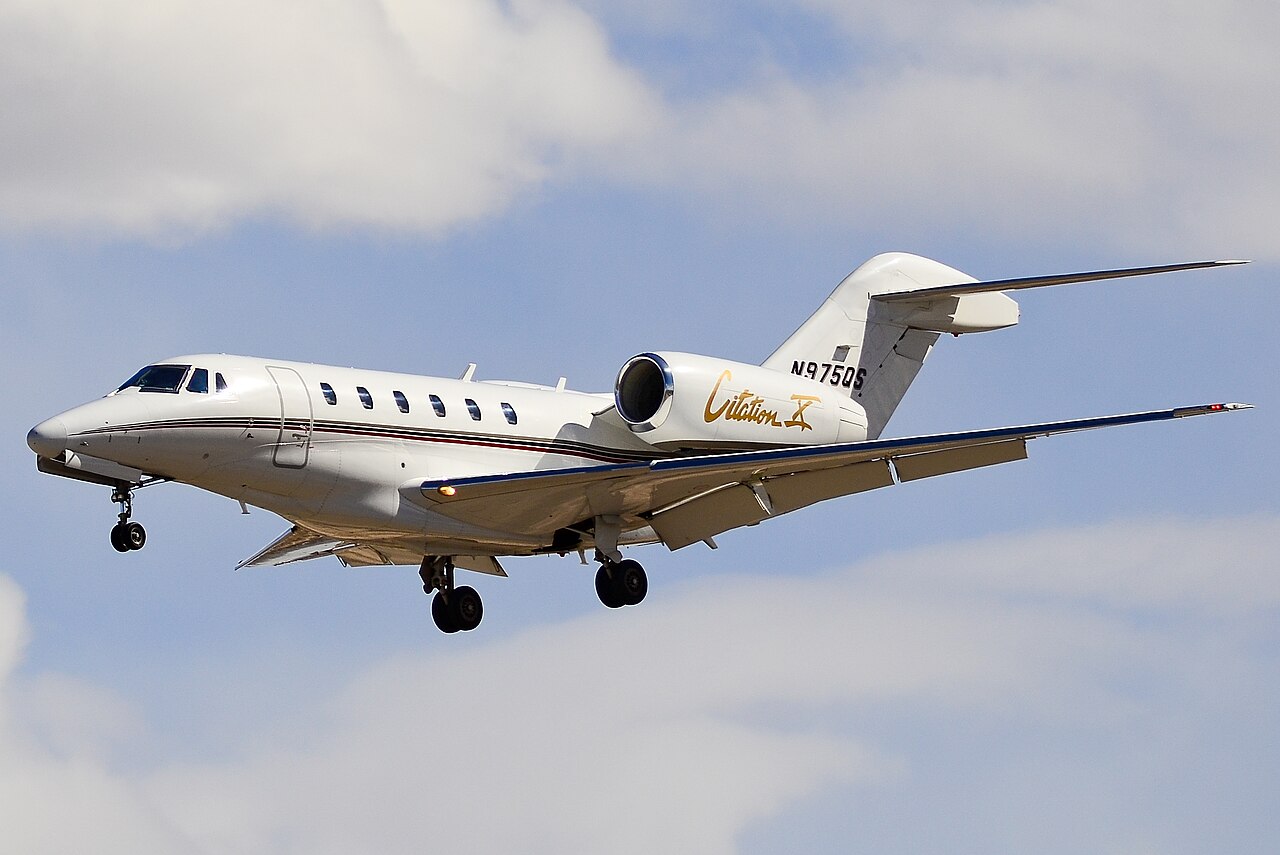 private jet paris athens