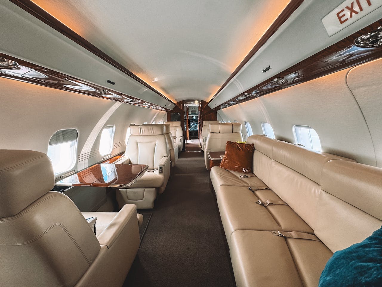 Allestimento personalizzato cabina jet privato