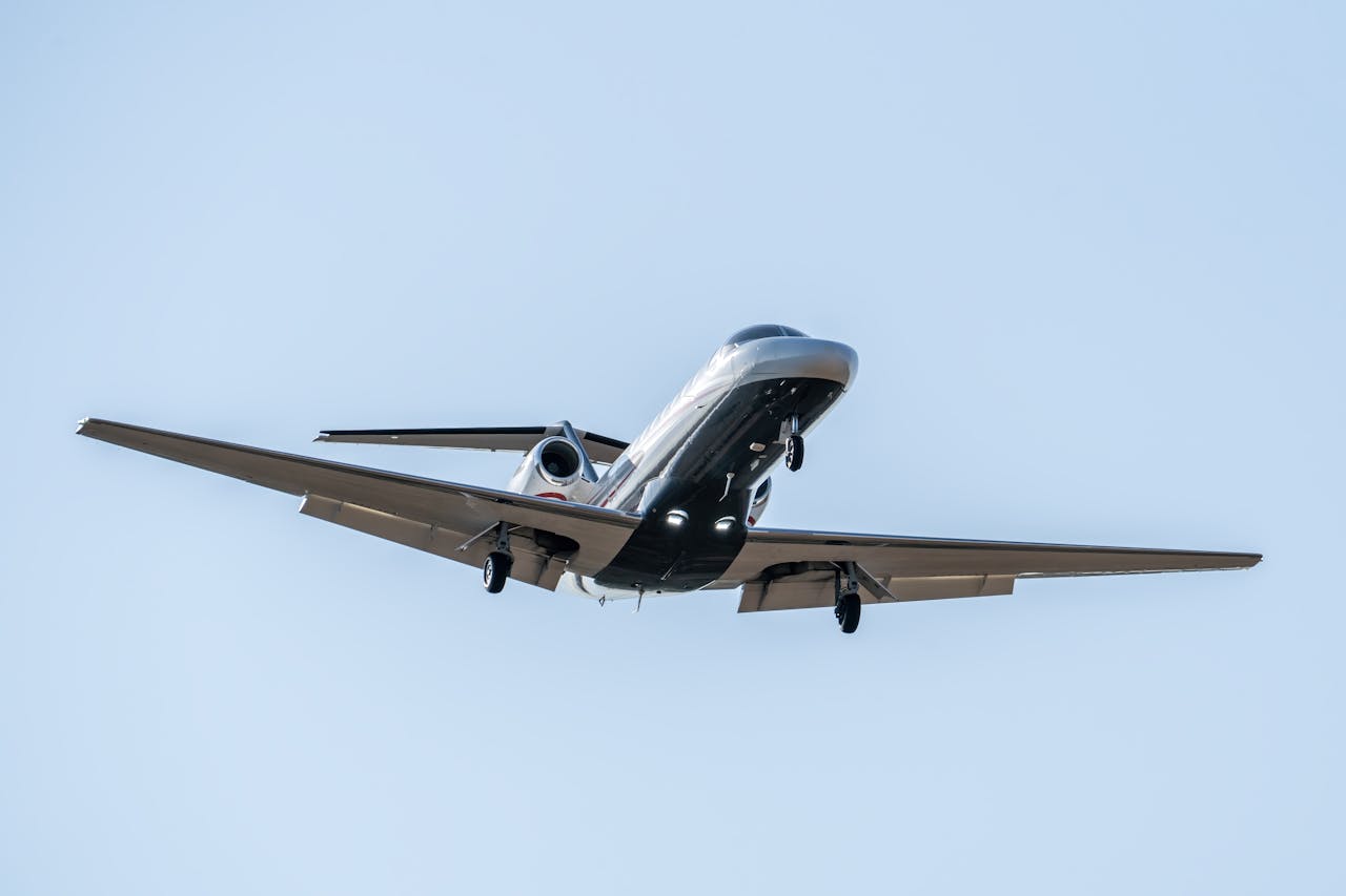 private jet cabin outfitting