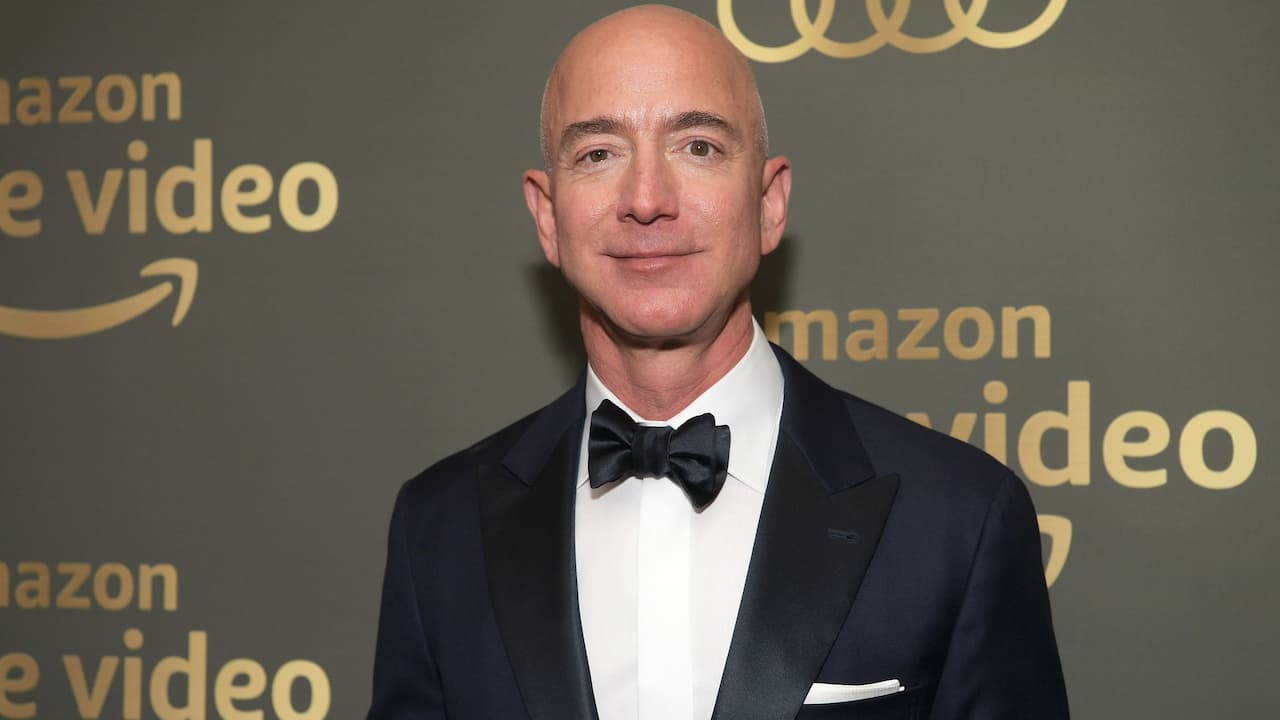 Jeff Bezos, Elon Musk, Gulfstream